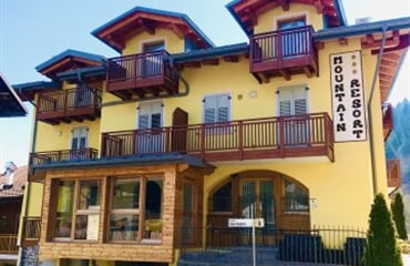 Apartmány Mountain Resort *** - Commezzadura