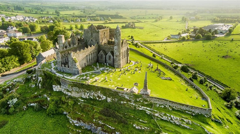 Foto - To nejlepší z Dublinu + HRADY CAHIR A ROCK OF CASHEL + STŘEDOVĚKÉ KILKENNY (lete