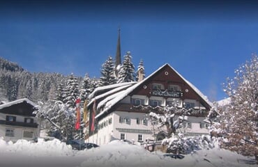 Dachstein-West - Gasthof Kirchenwirt v Gosau