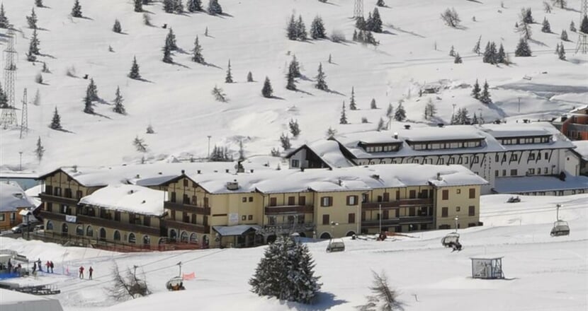 Cav Miriam   Passo Tonale   Appartamenti 37556682