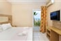 Hotel Aqua Sun Village: fotografie vybavení exteriérů a interiérů ubytování.