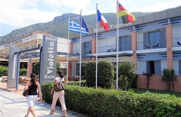 Kamena Vourla - Hotel Violetta ***