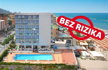 Pesaro - Hotel Majestic v Pesaro ***