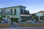 Hotel Meganisi - ostrov Meganisi: fotografie vybavení exteriérů a interiérů ubytování.