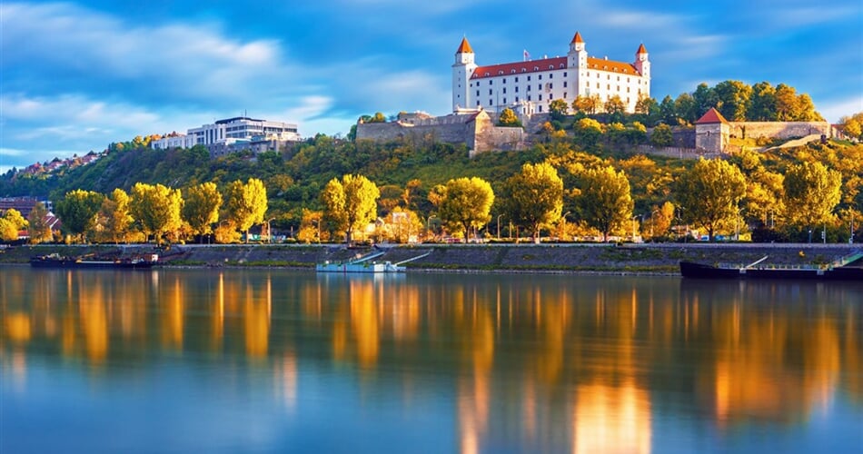 Slovensko - Bratislava shutterstock_708657598