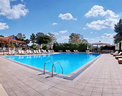 Hotel Pasiphae - Lesbos: fotografie vybavení exteriérů a interiérů ubytování.