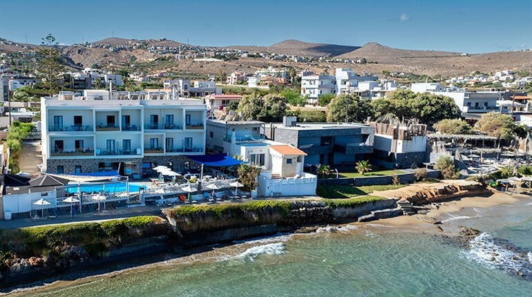 Hotel Sunset Beach: fotografie vybavení exteriérů a interiérů ubytování.