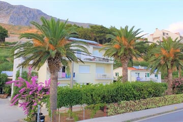 Omiš Duče - Vila Luka ***