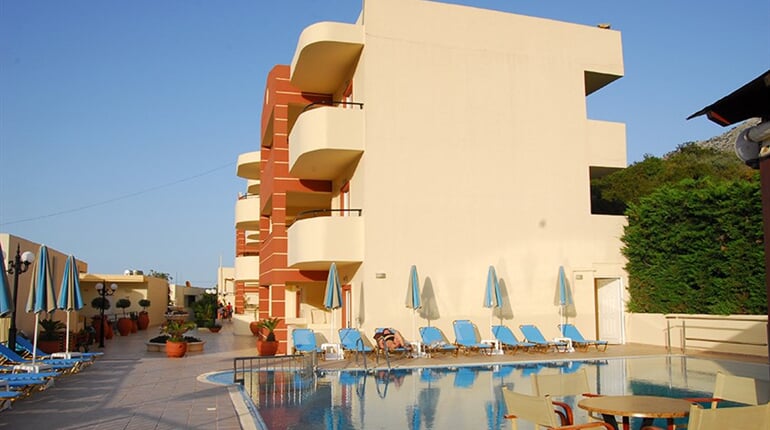 Apartmánový dům Elpis: fotografie vybavení exteriérů a interiérů ubytování.