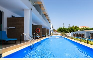 Tragaki - Hotel Cavo Orient Beach & Suites