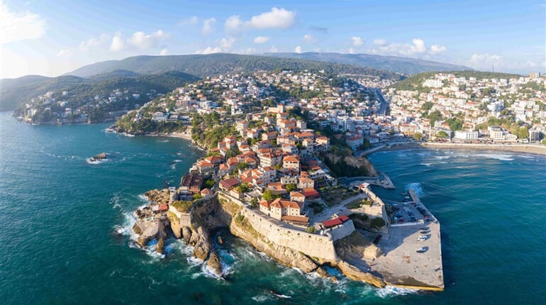 Černá Hora - Ulcinj 1shutterstock_2043932294 (1)