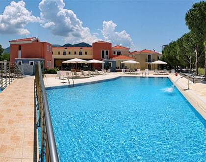 Aparthotel Theofilos Superior Resort: fotografie vybavení exteriérů a interiérů ubytování.