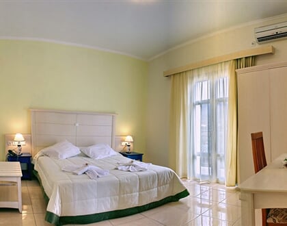 Hotel-Theofilos-Superiorl-29