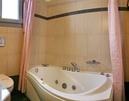 Hotel-Theofilos-Superiorl-31
