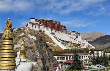 Z Nepálu do Tibetu s noclehem v Everest Base Camp