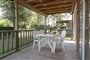 lodge-comfort-dog-veranda2