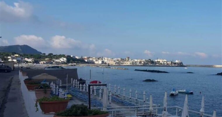 La Scogliera, Forio (1)