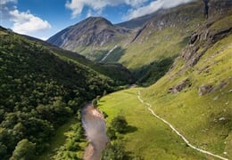 To nejlepší z Edinburghu + JEZERO LOCH NESS (letecky z Prahy)