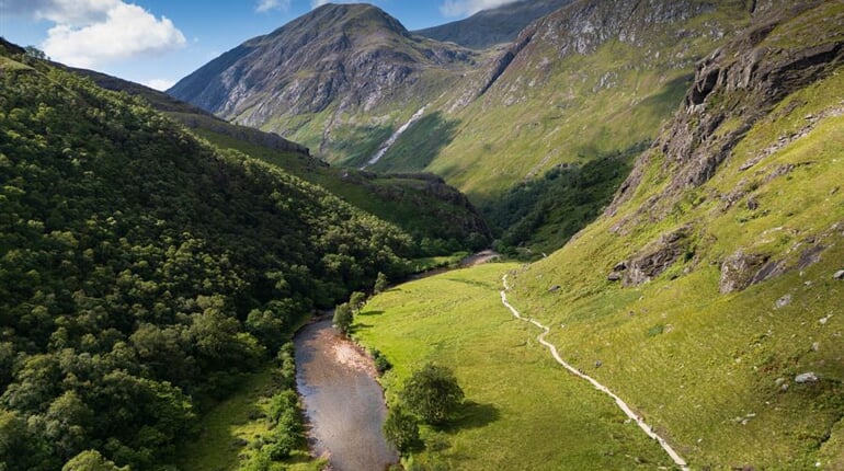 Foto - To nejlepší z Edinburghu + JEZERO LOCH NESS (letecky z Prahy)