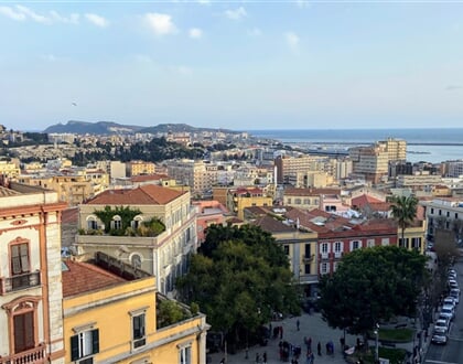 Pohled na město, Cagliari, Sardinie