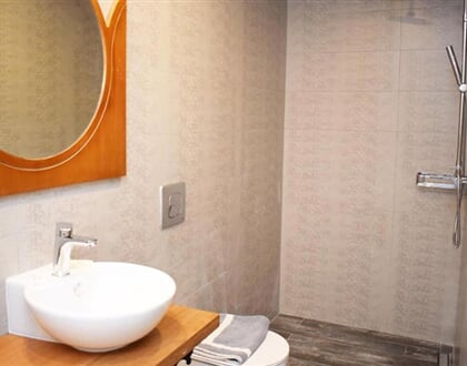 Hotel Myrtis Spa: fotografie vybavení exteriérů a interiérů ubytování.