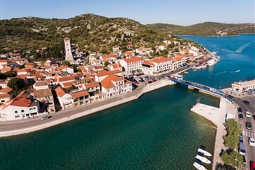 Tisno - Borovnik hotel ****