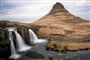 Island - hora Kirkjufell s vodopádem