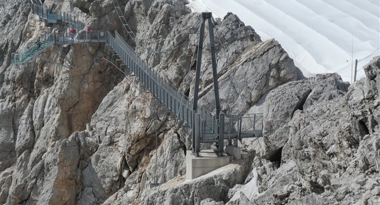 Visutý most Dachstein-hängebrücke 