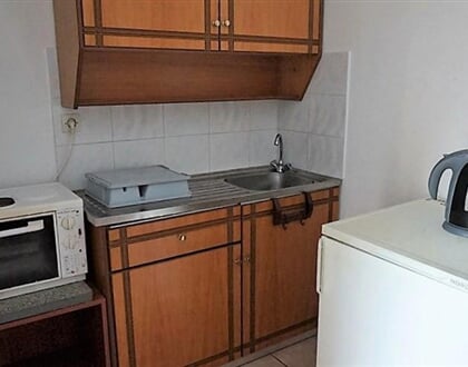 Studia Pelagia: fotografie vybavení exteriérů a interiérů ubytování.