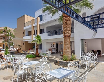 Hotel-Nami-Suites-6