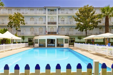 Hotel Centro Vacanze Domus - San Benedetto del Tronto