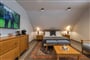 504   accommodation in the Lake`s House, Royal Bled