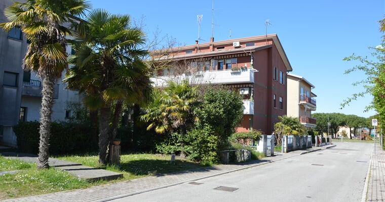 Casa Torre, Caorle (1)