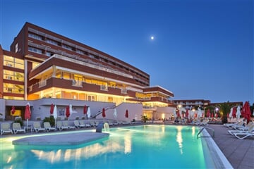 Hotel Albatros Plava Laguna 4*