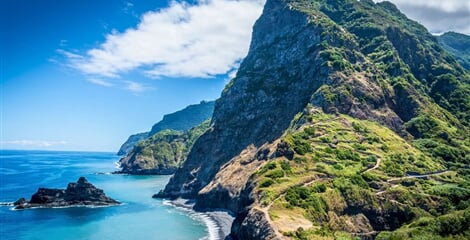 Funchal - Silvestrovská Madeira: Ohňostroj přírody a oslav