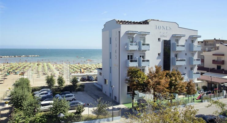 Hotel Iones, Rivabella Rimini (13)