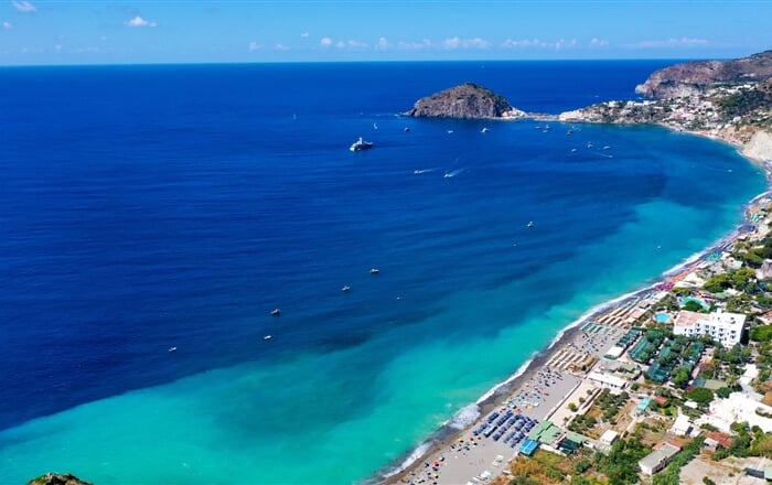 spiaggia dei maronti ischia