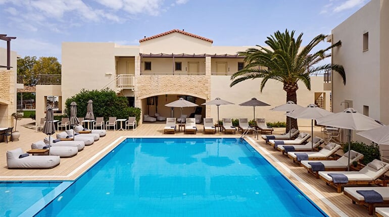 Hotel Maravel Star Art: fotografie vybavení exteriérů a interiérů ubytování.