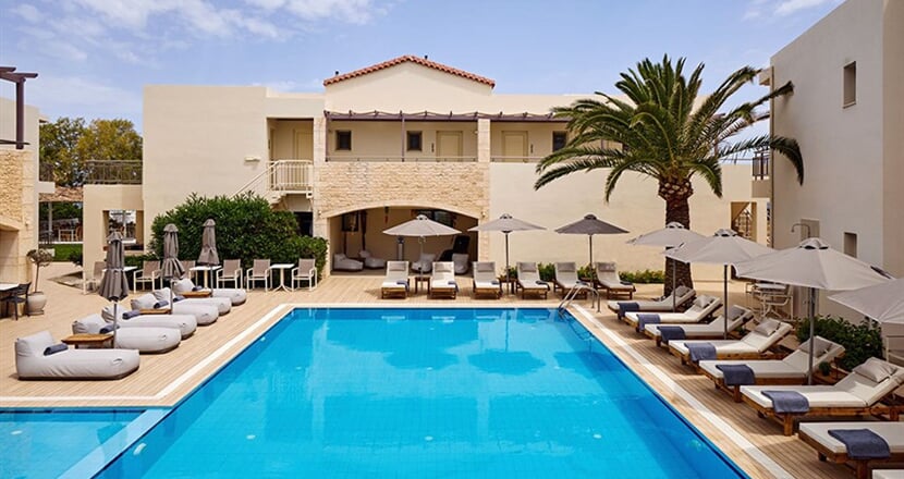 Maravel-Star-Art-Hotel-1