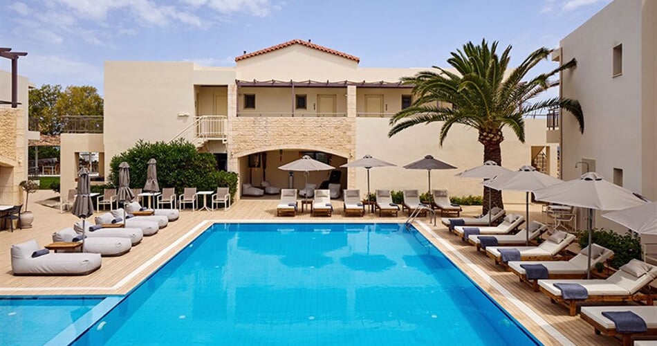 Maravel-Star-Art-Hotel-1