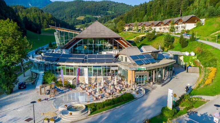 Snovik 2   Aquacentrum + apartmány