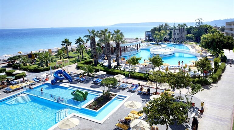 Hotel Sunshine Rhodes: fotografie vybavení exteriérů a interiérů ubytování.