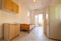 Claudia apartmány - apartmán pro 6 osob, 1. patro - Novalja (ostrov Pag) - 101 CK Zemek - Chorvatsko