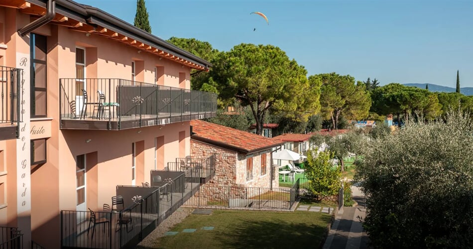 Hotel Regina del Garda Suite, Toscolano Maderno (5)