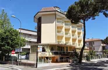 Hotel Bamar *** - Pinarella di Cervia