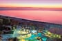 Hotel Calypso Beach: fotografie vybavení exteriérů a interiérů ubytování.