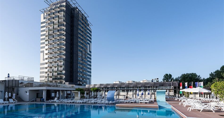 Hotel Burgas Beach: fotografie vybavení exteriérů a interiérů ubytování.
