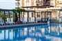 Hotel Burgas Beach: fotografie vybavení exteriérů a interiérů ubytování.