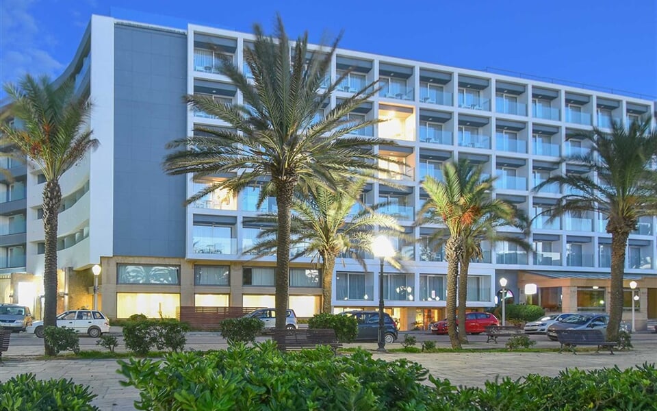 Hotel-Grounds-Rhodes6