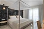 Suite-Bedroom-1_result.jpeg